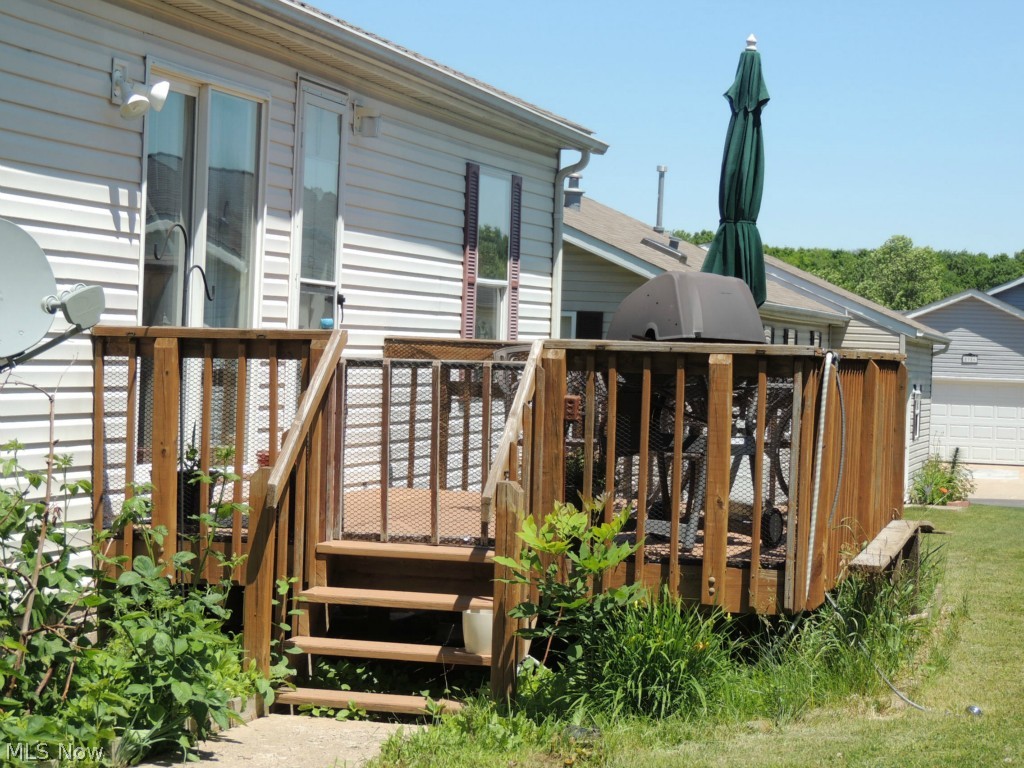 Lakeside Terrace - Residential