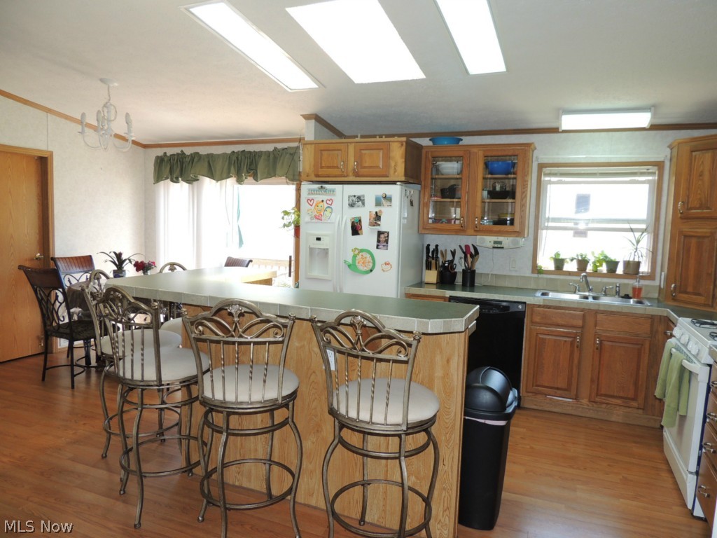 Lakeside Terrace - Residential