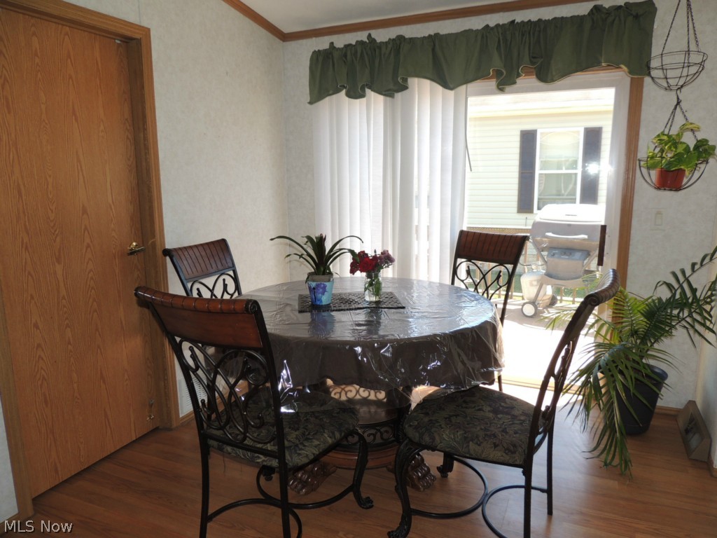 Lakeside Terrace - Residential