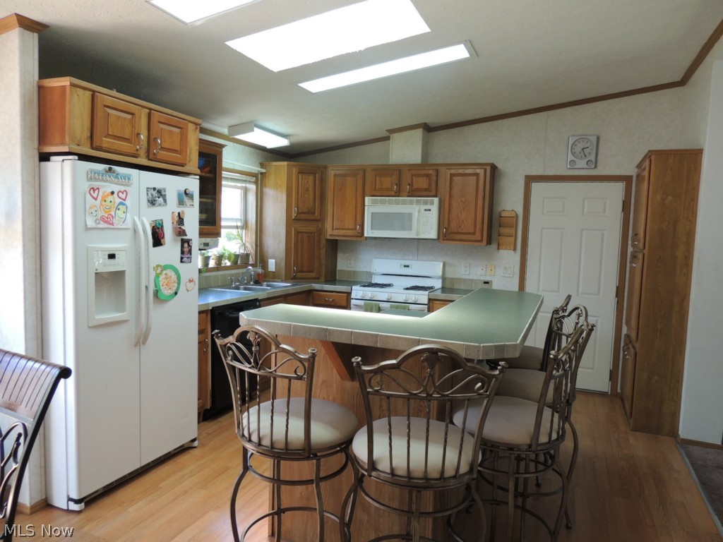 Lakeside Terrace - Residential