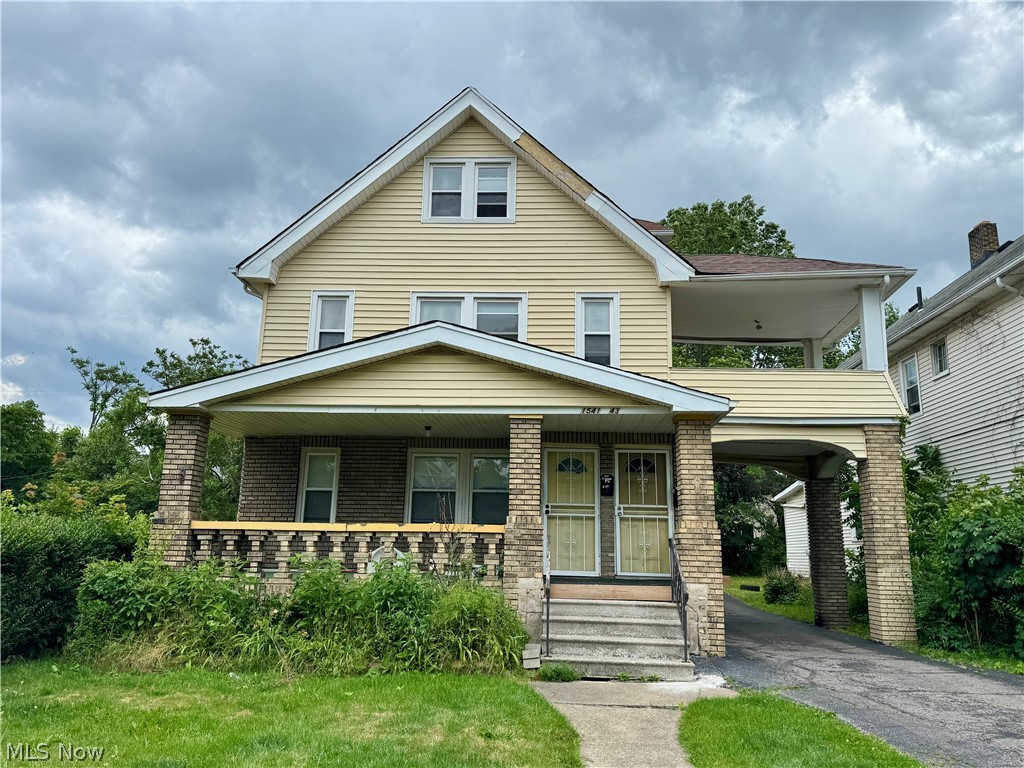 Photo 1 of 22 — 1541 Glenmont Road, East Cleveland, OH 44118