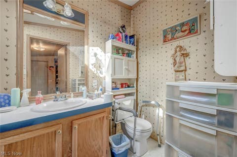 Tiny photo for 16 Cherry Lane, Olmsted Township, OH 44138 (MLS # 5238949)