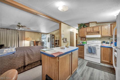 Tiny photo for 16 Cherry Lane, Olmsted Township, OH 44138 (MLS # 5238949)