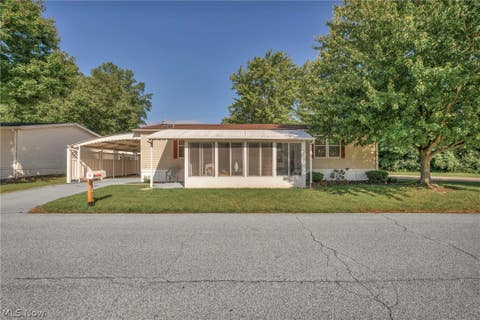 Tiny photo for 16 Cherry Lane, Olmsted Township, OH 44138 (MLS # 5238949)