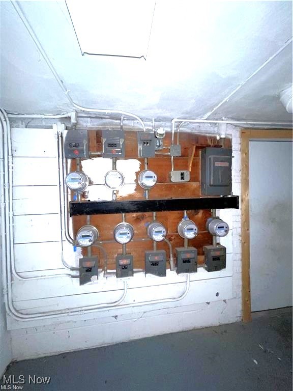 Summit Park - Commercial Sale