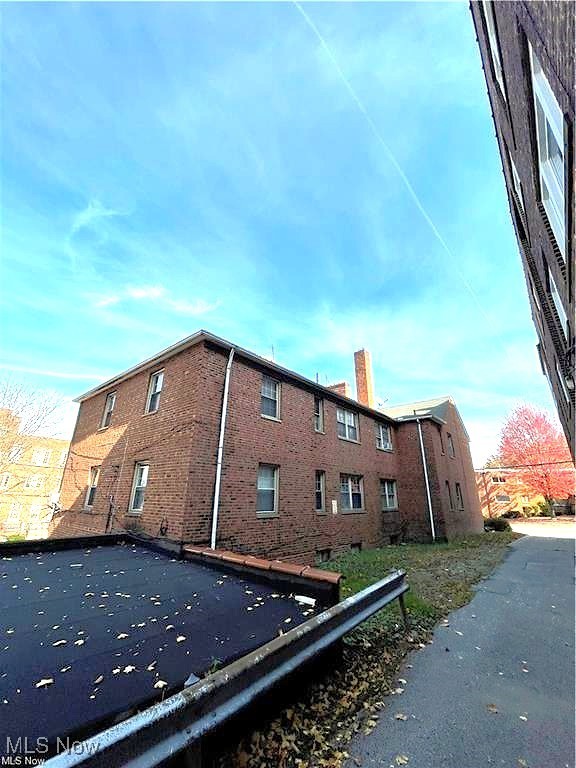 Summit Park - Commercial Sale