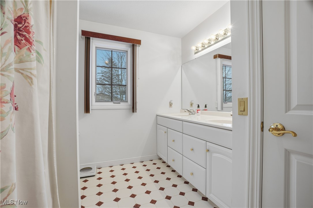 Connecticut Western Reserve - Residential