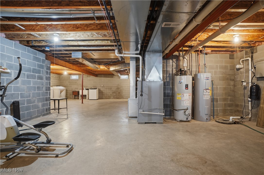 Connecticut Western Reserve - Residential