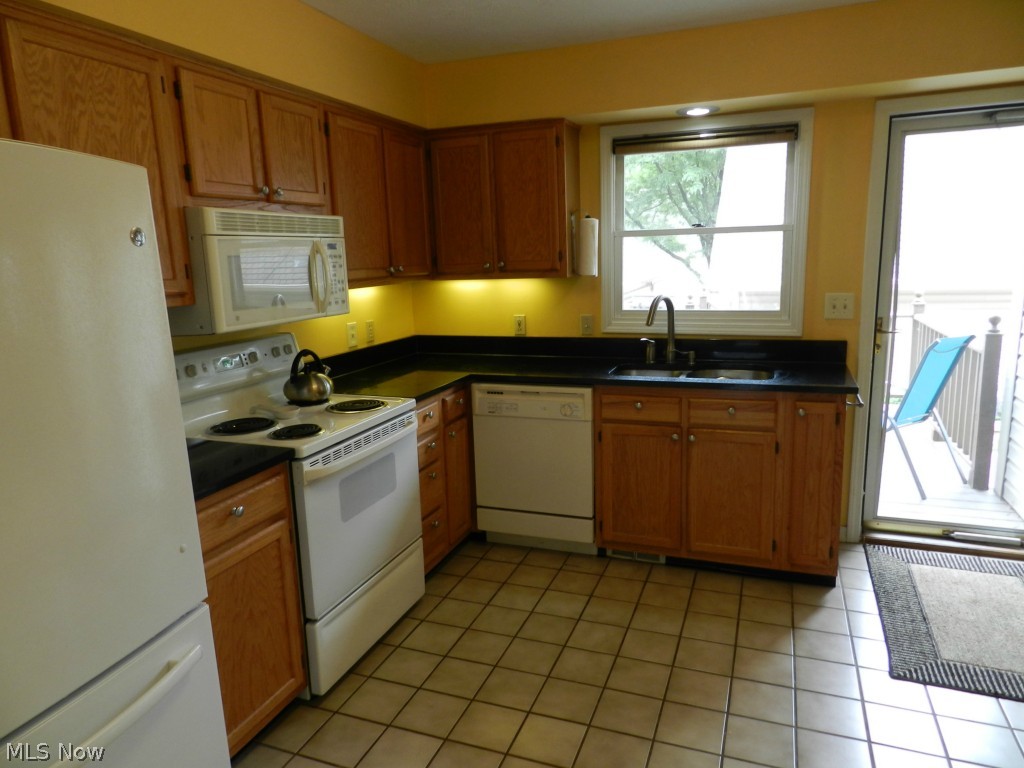 Franklin Green Twnhs - Residential