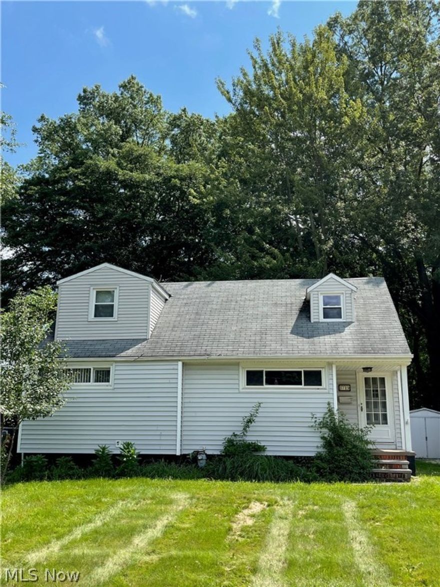 The perfect home. Make this charming home your very own. Live in the heart of North Olmsted to enjoy the shopping, schools and restaurants. Great wooded lot for lots of privacy.