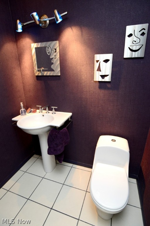 Hilltop Drive - Residential