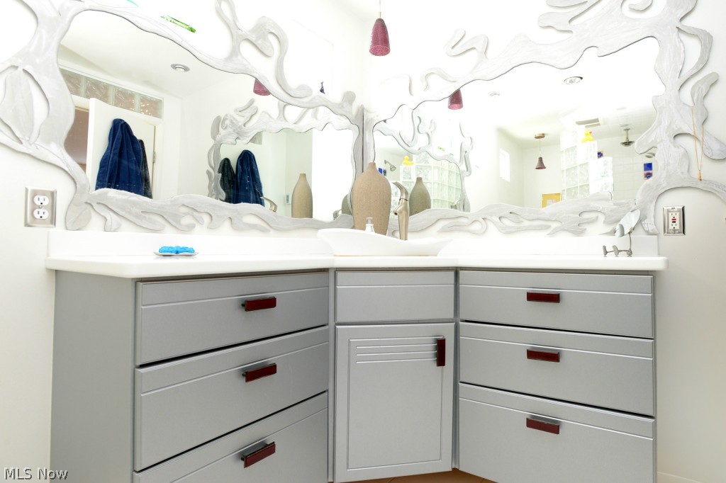 Hilltop Drive - Residential