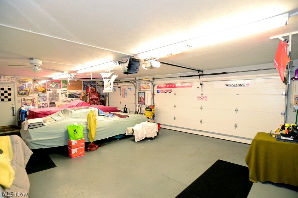 Hilltop Drive - Residential