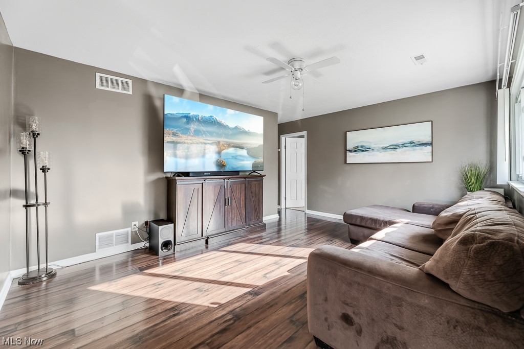 Wyles Brothers Bldg Cos Co Ke - Residential