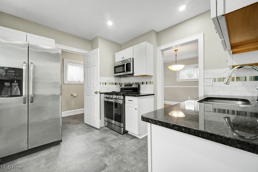 Riverside Manor - Residential