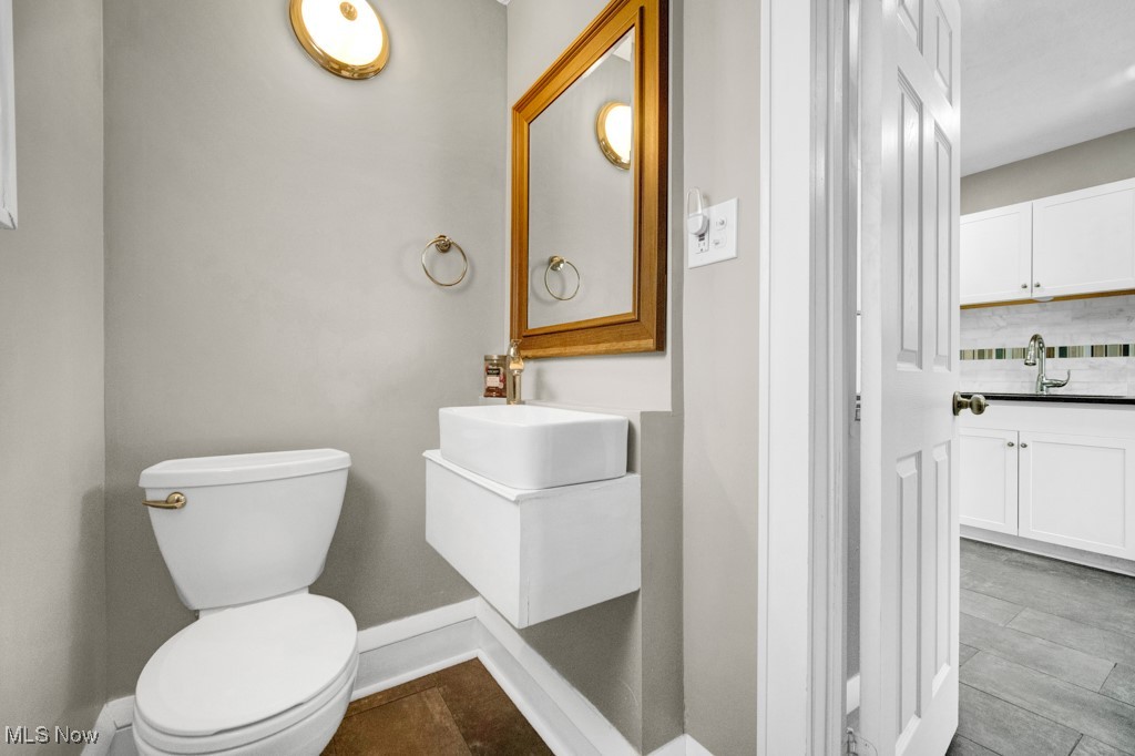 Riverside Manor - Residential