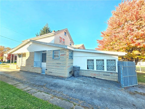 Tiny photo for 139 N Richview Avenue, Youngstown, OH 44509 (MLS # 5256996)