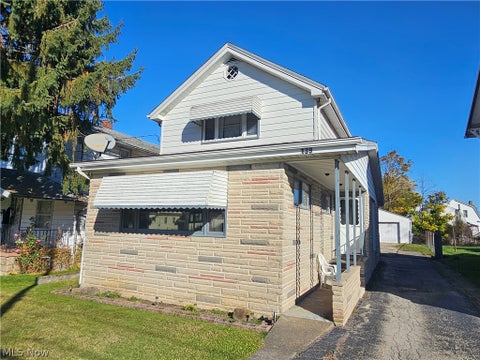 Photo of 139 N Richview Avenue, Youngstown, OH 44509 (MLS # 5256996)