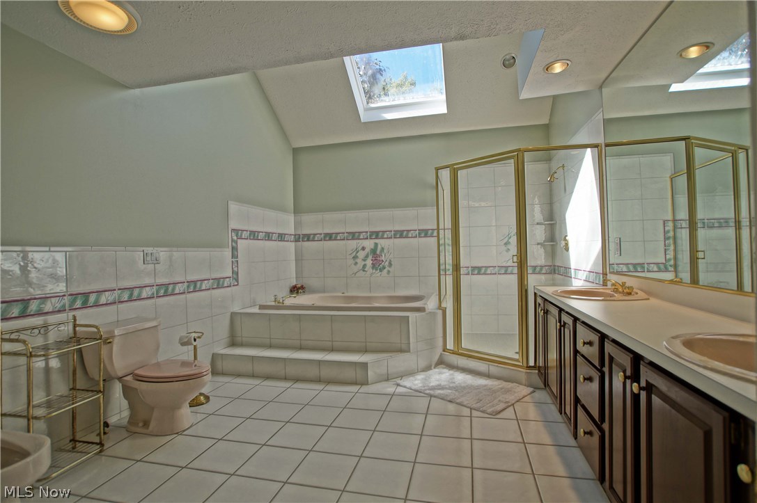 Cedarhurst Club Colony 02 11 - Residential