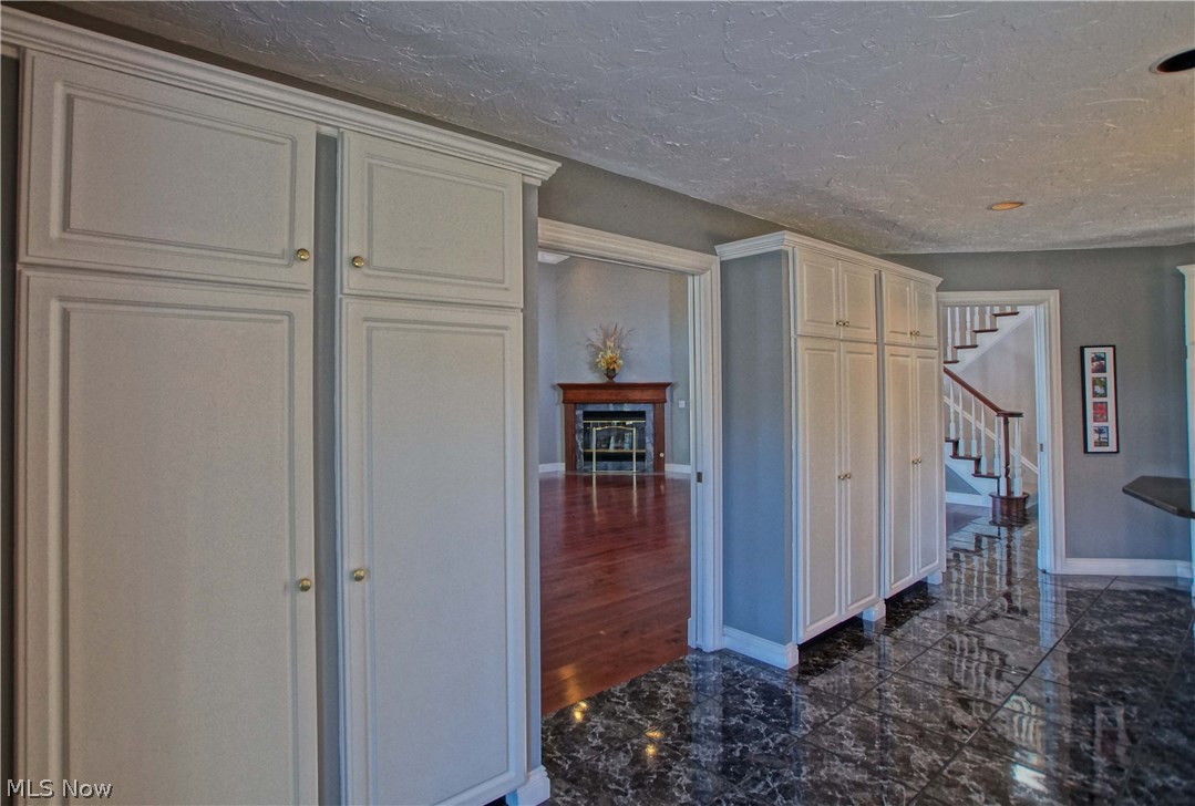 Cedarhurst Club Colony 02 11 - Residential