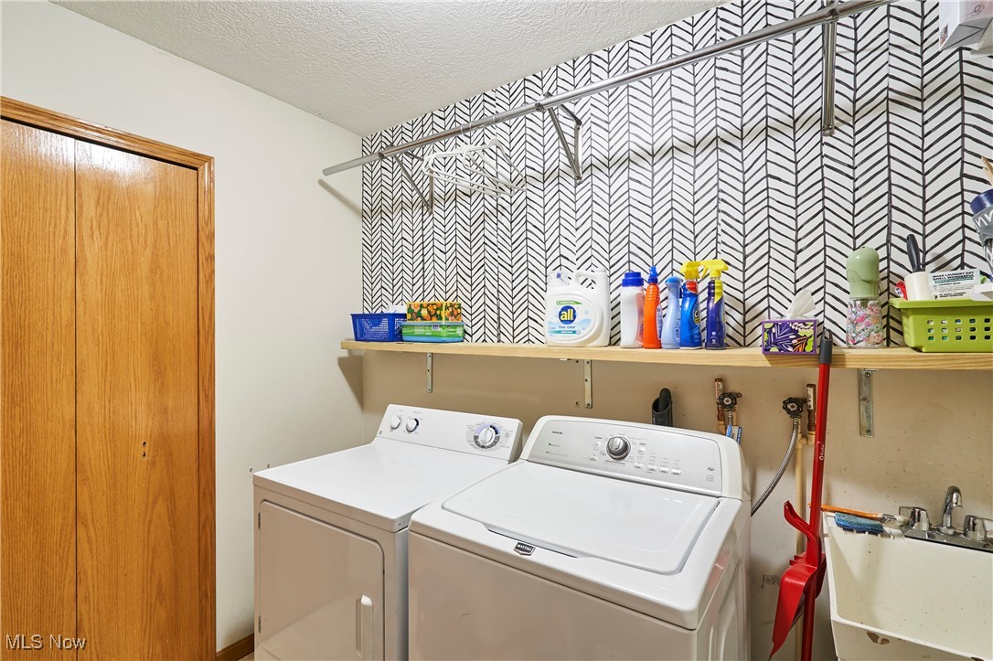 613 W Sturbridge Drive, Medina, Ohio image 12