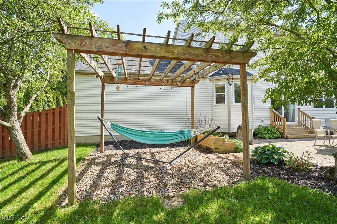 613 W Sturbridge Drive, Medina, Ohio image 27