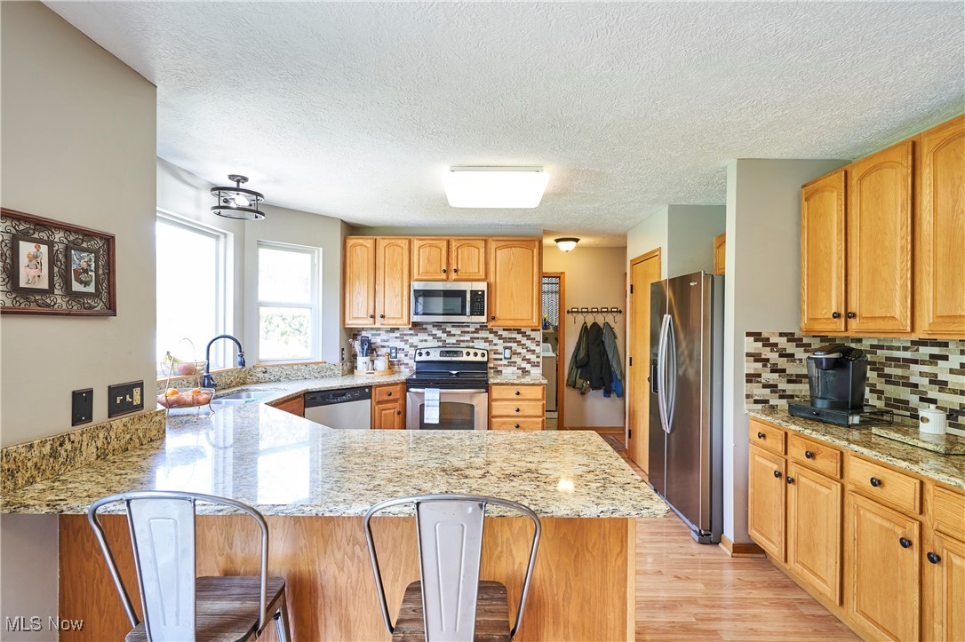 613 W Sturbridge Drive, Medina, Ohio image 9