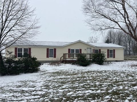 Photo of 50695 Stewart Road, New London, OH 44851 (MLS # 5175501)