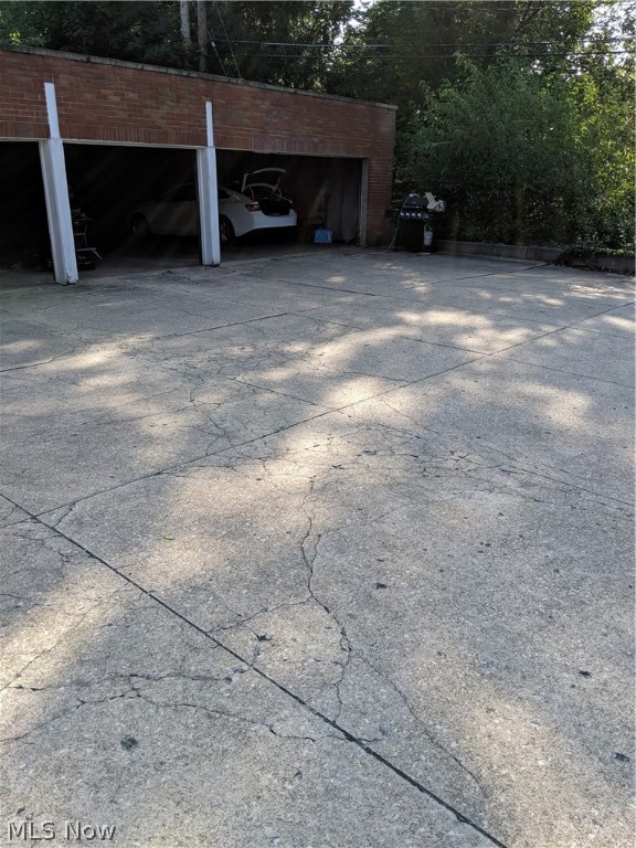 Cuyahoga View Estate - Residential Lease