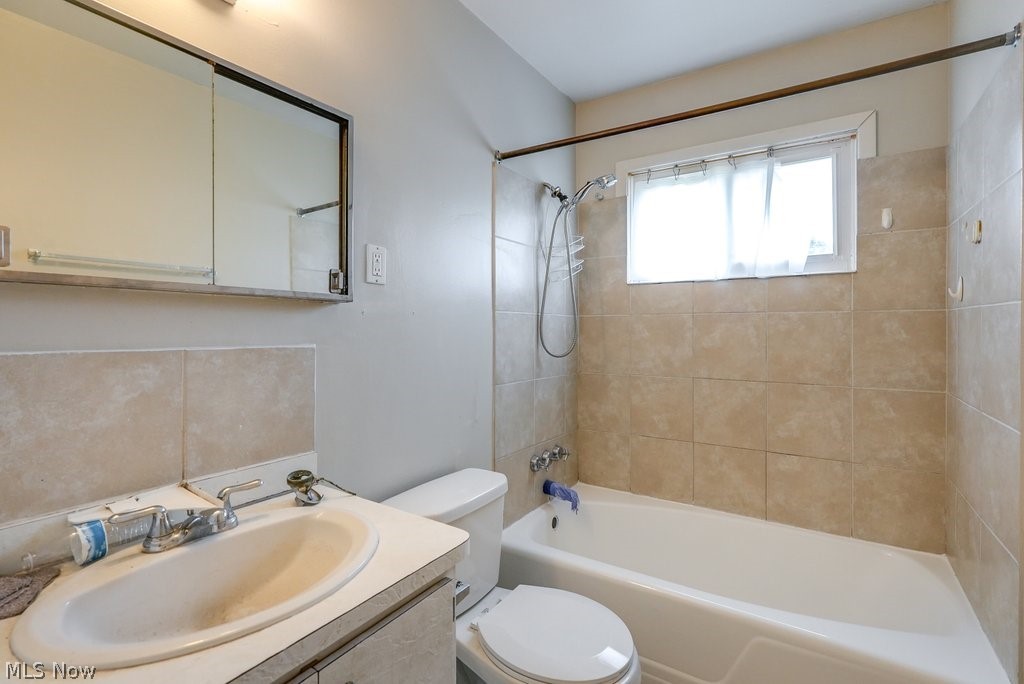 Noble Lawn - Residential