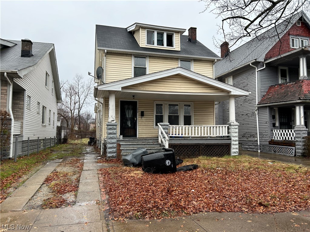 4 bedroom 1 and half bath colonial, Perfect for a savvy investor ready to add to there portfolio. Previously rented for $1000 per month. No hot water tank, No furnace, no utilities. This property is being sold as is and priced to sell. Seller will make no repairs.