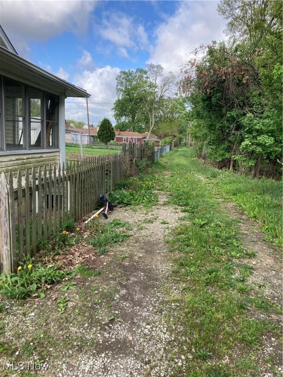 3506 Pearl Avenue, Lorain, Ohio image 3