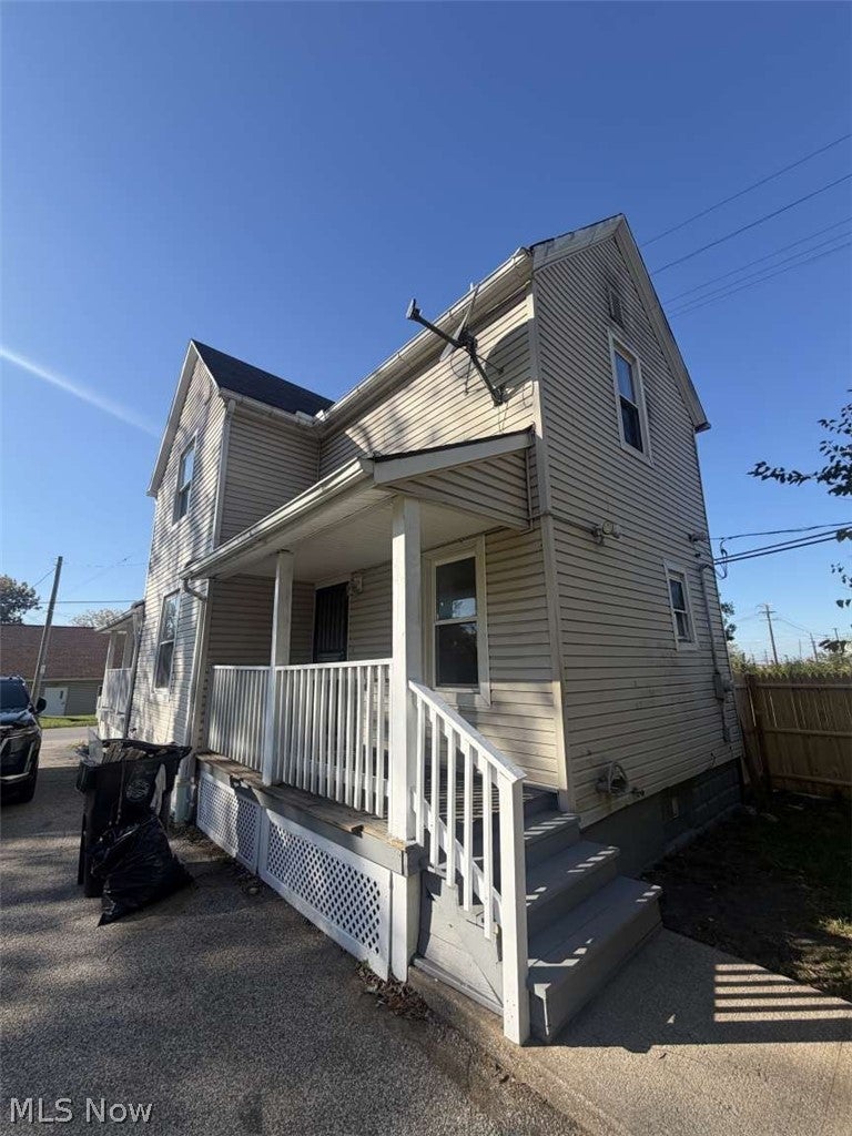 3247 E 90th Street