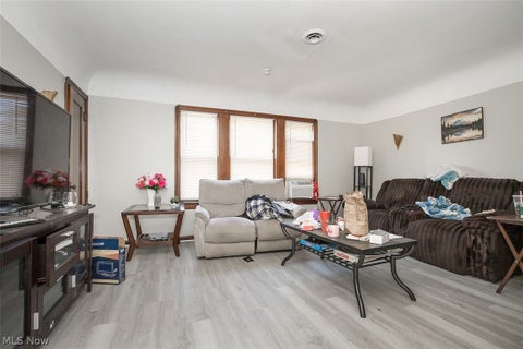 Tiny photo for 4120 Trowbridge Avenue, Cleveland, OH 44109 (MLS # 5221955)