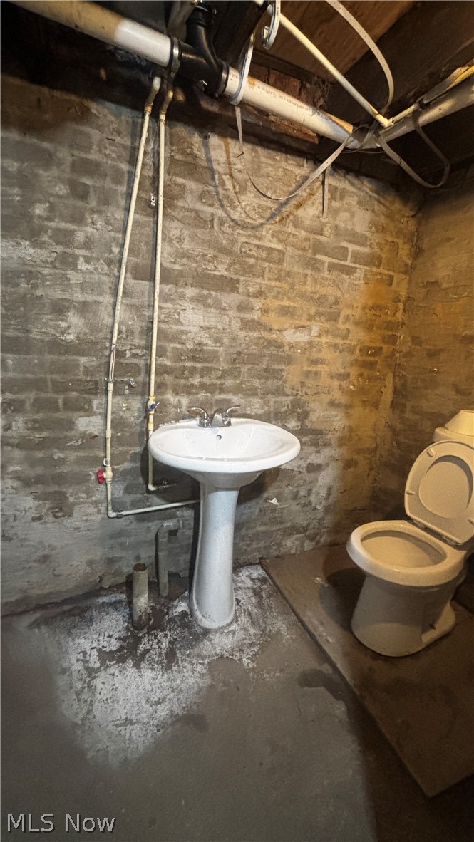 A Poelkings Sub - Commercial Sale