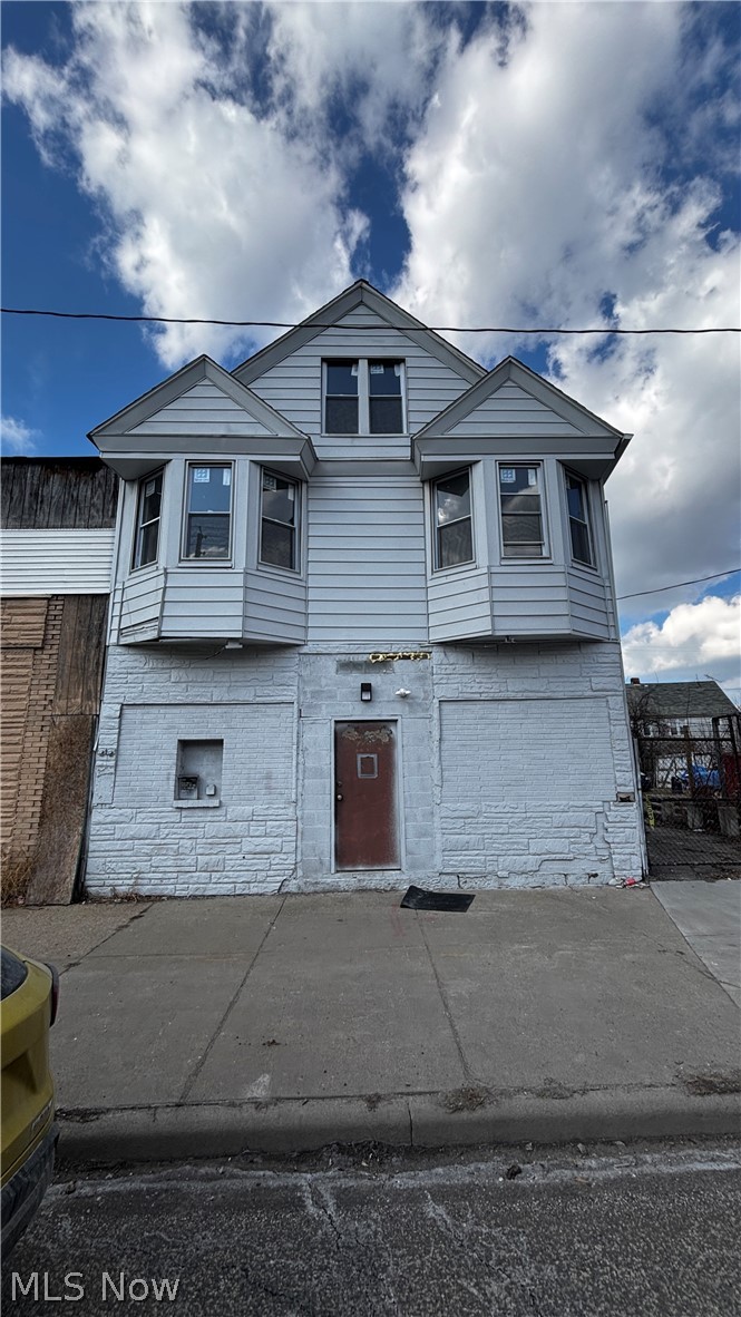 A Poelkings Sub - Commercial Sale