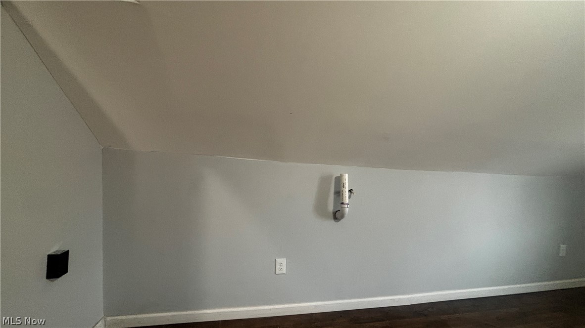 A Poelkings Sub - Commercial Sale