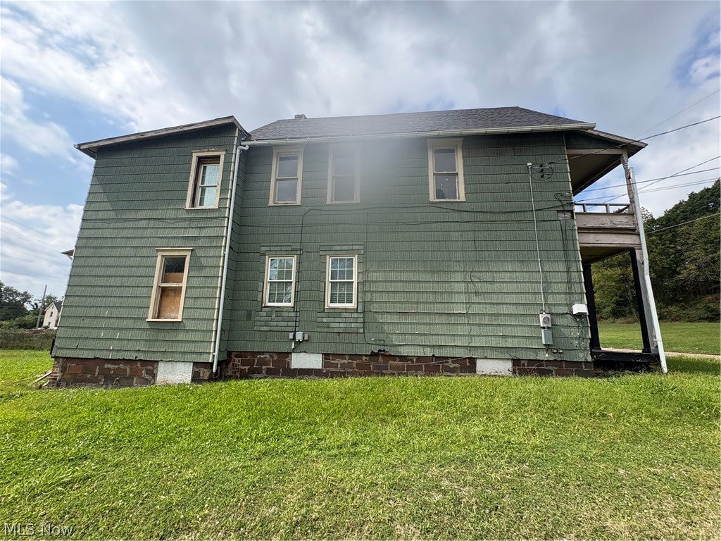 1210 Lawrence Road NE