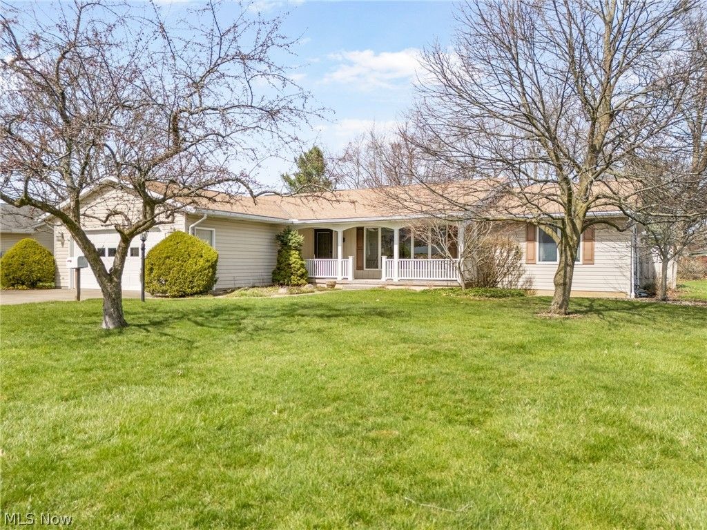 Photo of 1520 Greenbriar Drive, Ashland, OH 44805 (MLS # 5194876)