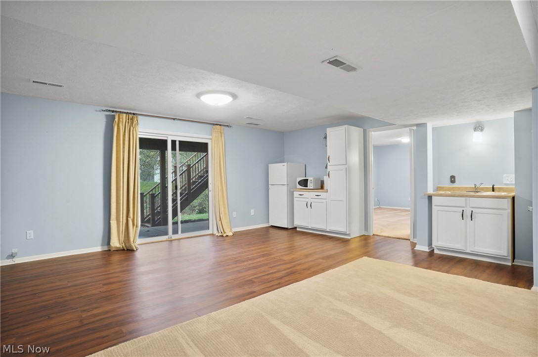 Rockport Colony Condo Ph 1-D - Residential