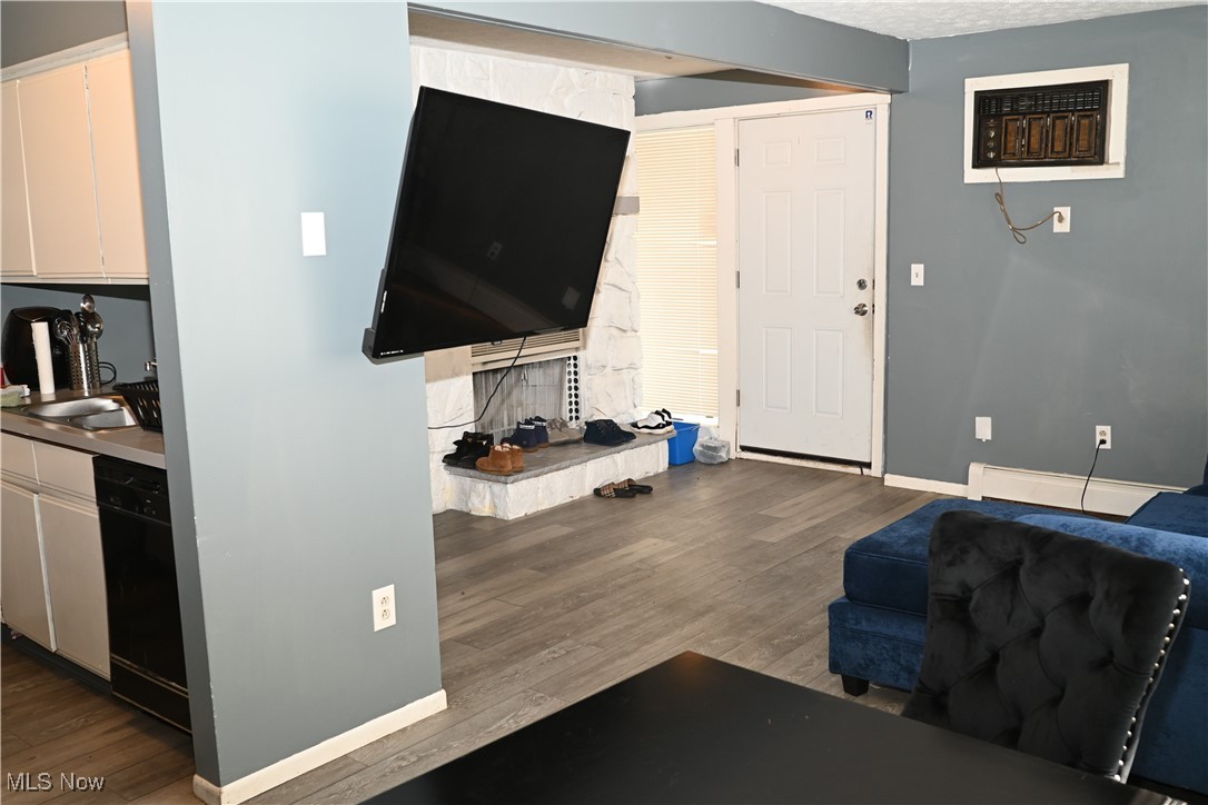 Timber Top Condo - Residential