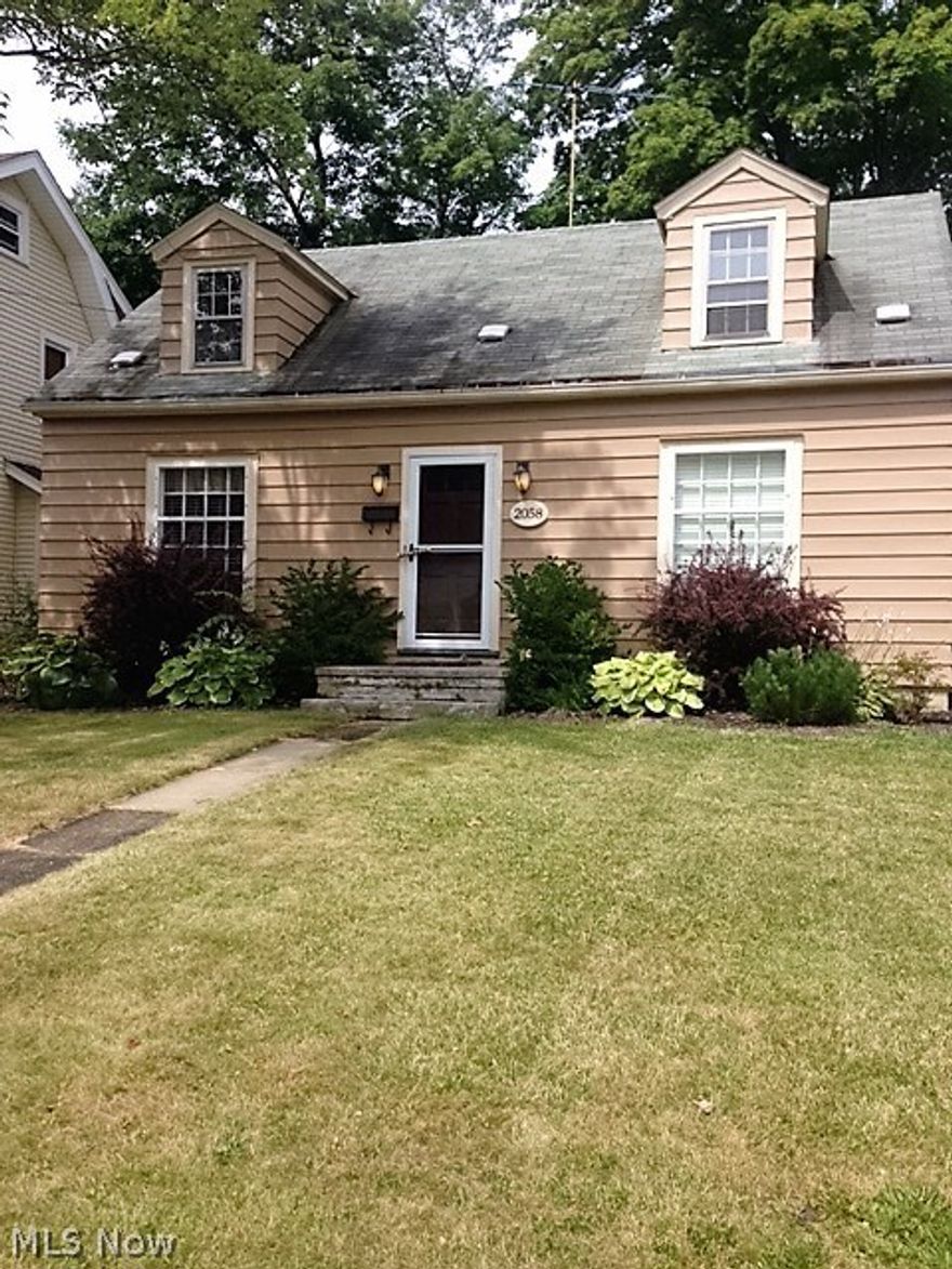 3 Bedroom Cape Cod Available in Cuyahoga Falls! Includes a wonderful back porch for summertime enjoyment. Freshly painted outside gives the home a fresh new look. Hardwood Floors throughout for an easy clean. Give CC Realty a Call Today to Schedule a showing!