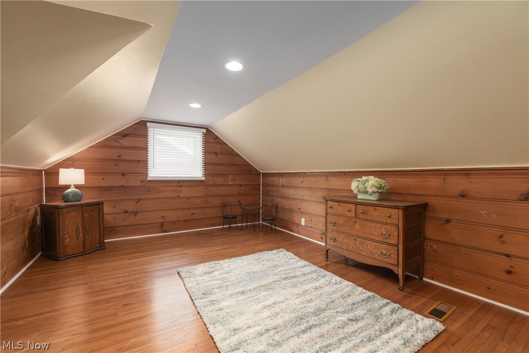 Janmar 05/W A Congaltons - Residential