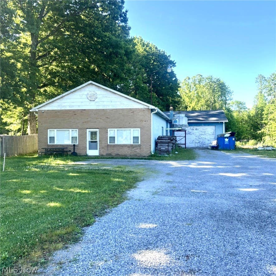 Photo of 5551 E Calla Road, New Middletown, OH 44442 (MLS # 5219723)