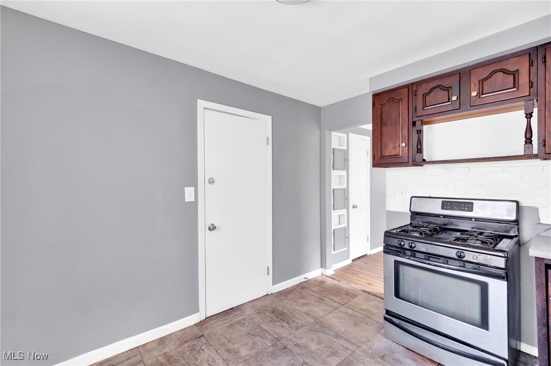 Garfield Pkwy Allotment - Residential Income