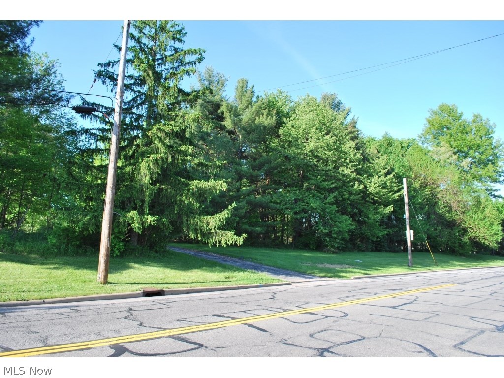 Pepper Pike Village - Land