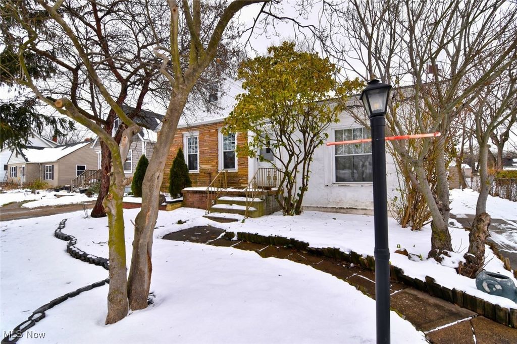 Photo of 4111 W 220th Street, Fairview Park, OH 44126 (MLS # 5175238)