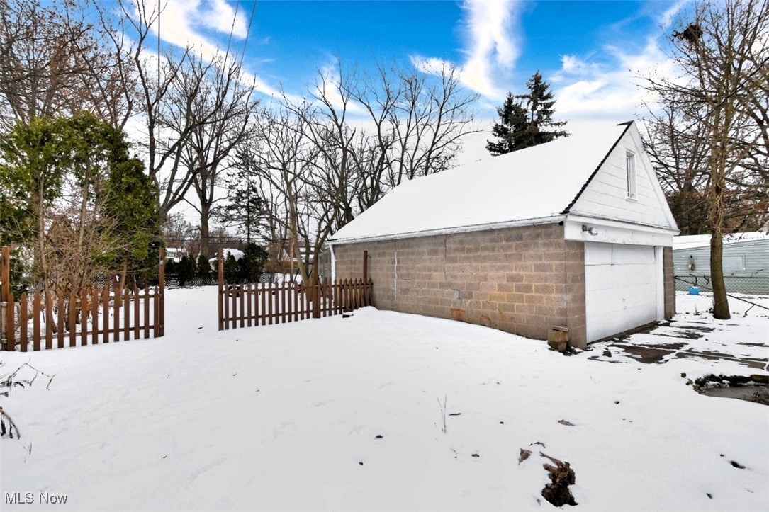 Janmar 04 - Residential