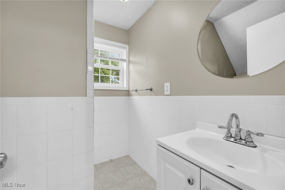 6020 Wakefield Avenue, Cleveland, Ohio image 23