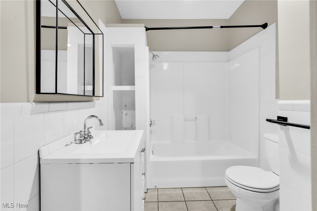 6020 Wakefield Avenue, Cleveland, Ohio image 16